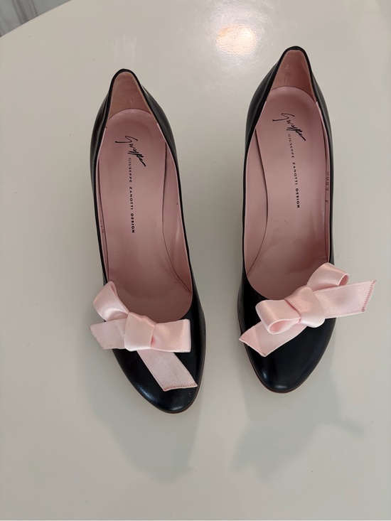 Giuseppe Zanotti Shoes - Giuseppe Zanotti Black Patent Pumps with Pink Satin Bows